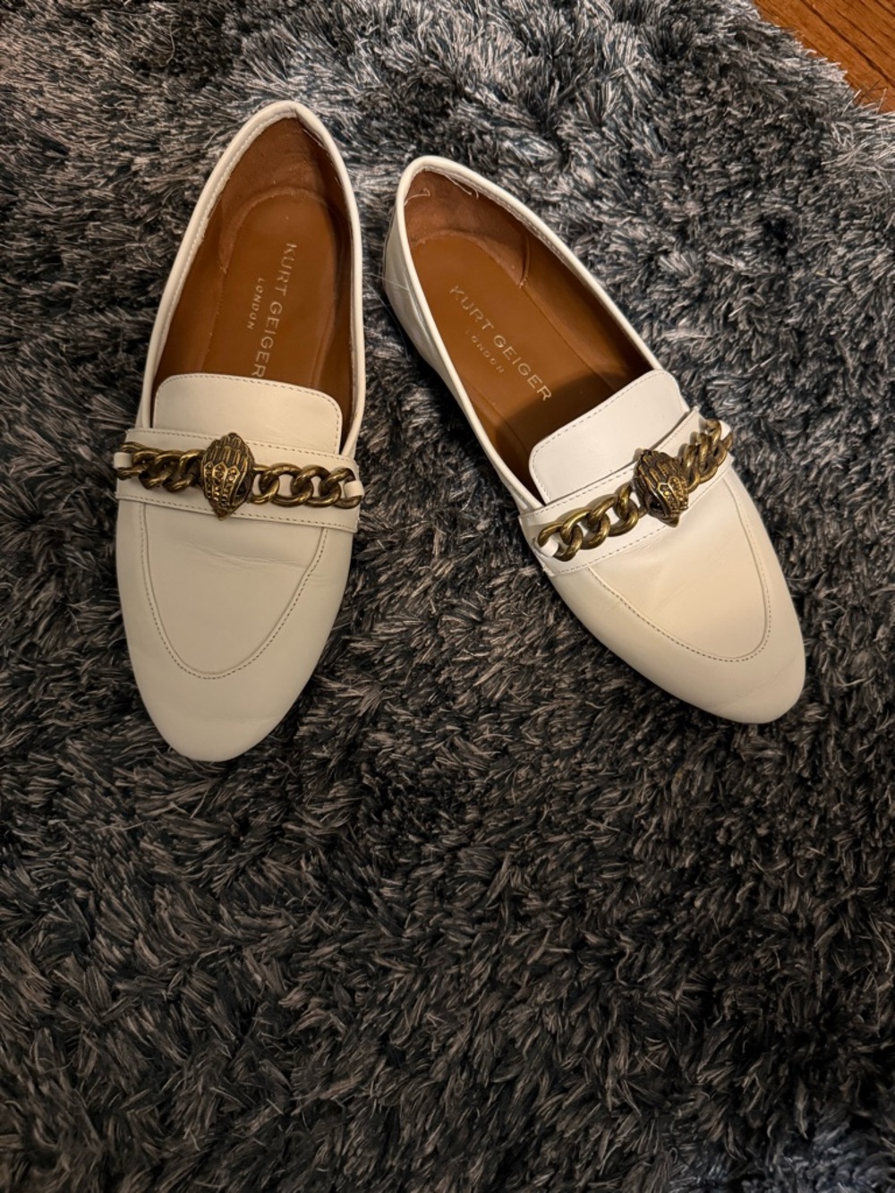 Kurt Geiger Cream Leather Loafers with Gold Chain Detail